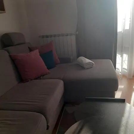 Apartment Lamela